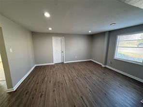 430 E Parnell Street - Photo 6
