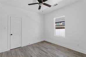 9704 Valley Mills Lane - Photo 17
