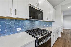 4013 Benbrook Drive - Photo 5