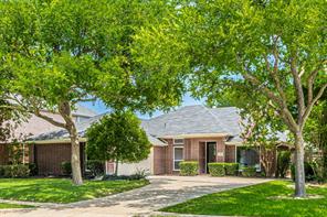 1904 Sumac Drive - Photo 2