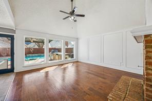 2215 CIMARRON Road - Photo 4