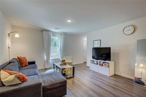 1411 Hemphill Street - Photo 8