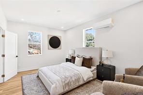 435 W 9th Street - Photo 12