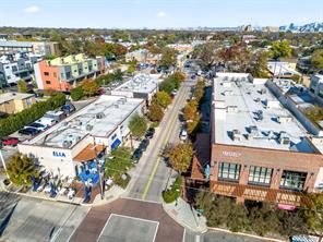 435 W 9th Street - Photo 32