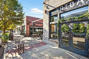 435 W 9th Street - Photo 33