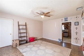 1407 Herring - Photo 3