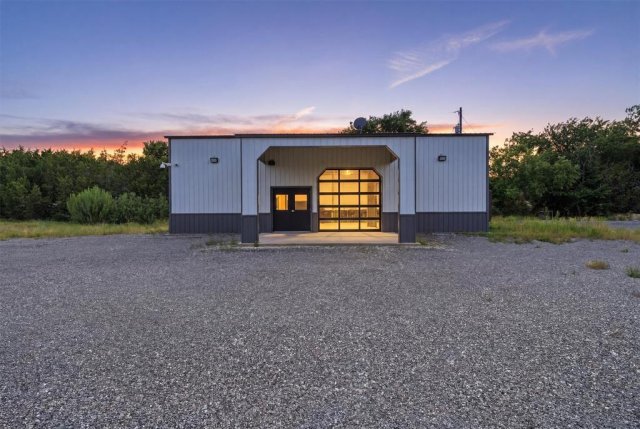 6021 E US Highway 377