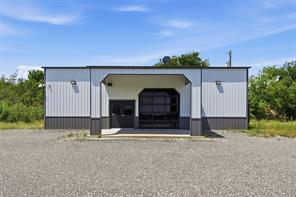 6021 E US Highway 377 - Photo 3