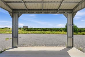 6021 E US Highway 377 - Photo 34