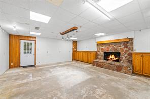 1104 W State Highway 154 - Photo 19