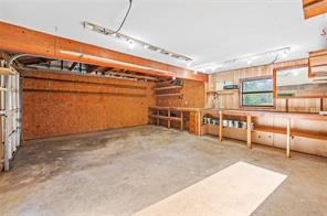 1104 W State Highway 154 - Photo 32