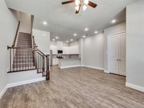 1560 Windermere Way - Photo 4