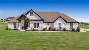1005 Paradise Parkway - Photo 1