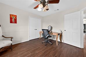 2307 Honeysuckle Drive - Photo 22