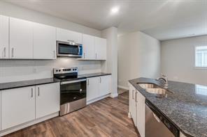 640 Blackland Drive - Photo 4