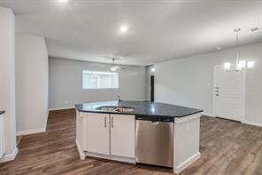 640 Blackland Drive - Photo 5