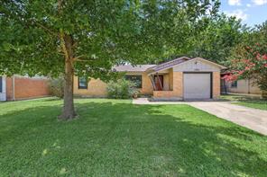 1704 W Birge Street - Photo 2