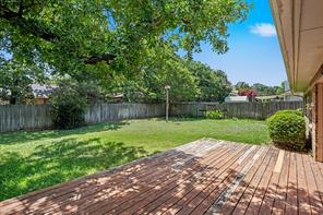 2721 Lucas Drive - Photo 23