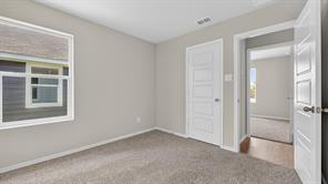 814 KING'S Way - Photo 21
