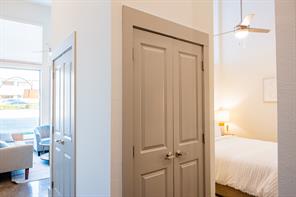 830 N Zang Boulevard - Photo 7