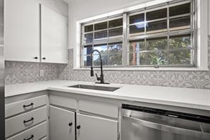 607 W Campbell Road - Photo 11