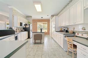 1005 Us-82 - Photo 4
