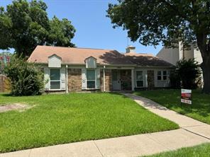 2919 Riviera Drive - Photo 2