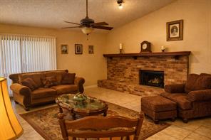 2919 Riviera Drive - Photo 3