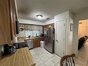 2919 Riviera Drive - Photo 6