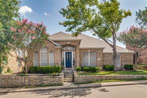 648 Woodland Way - Photo 4