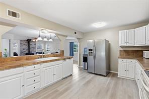 112 Spanish Trail - Photo 4