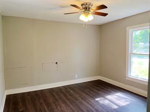 1601 W Bond Street - Photo 18