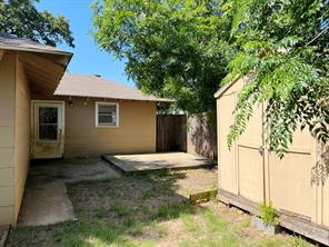 1601 W Bond Street - Photo 5