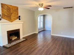 1601 W Bond Street - Photo 7