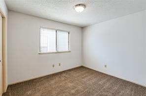 17490 Meandering Way - Photo 20
