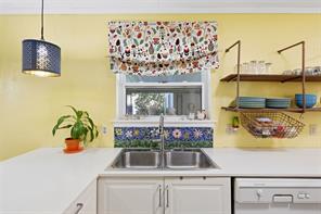 5650 Westhaven Drive - Photo 4