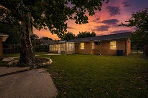 110 W Marguerita Drive - Photo 22