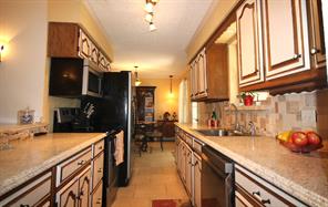 600 Runaway Bay Drive - Photo 14