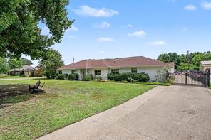 708 Summer Place - Photo 3