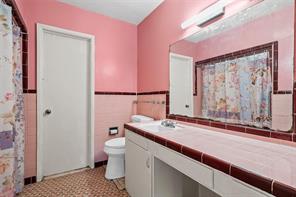 303 Avenue E - Photo 14