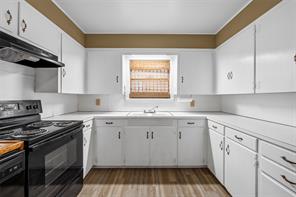 303 Avenue E - Photo 7