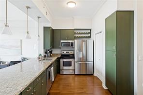 3225 Turtle Creek Boulevard - Photo 8