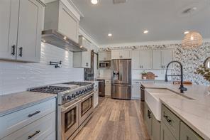 5523 Lakeshore Court - Photo 8