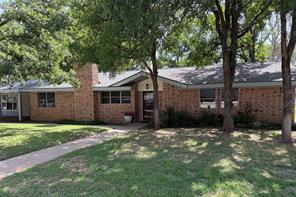 504 Austin Drive - Photo 1
