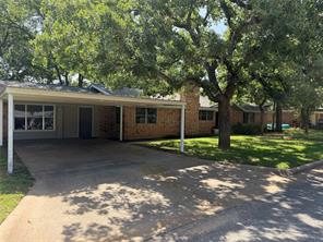 504 Austin Drive - Photo 2
