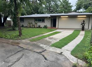 149 Parkwood Avenue - Photo 1