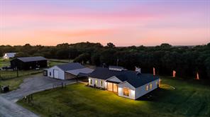 596 County Road 4668 - Photo 1