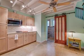 1002 S Main Street - Photo 7