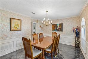 833 Kingston Drive - Photo 5