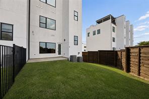 4948 Blaynes View - Photo 37